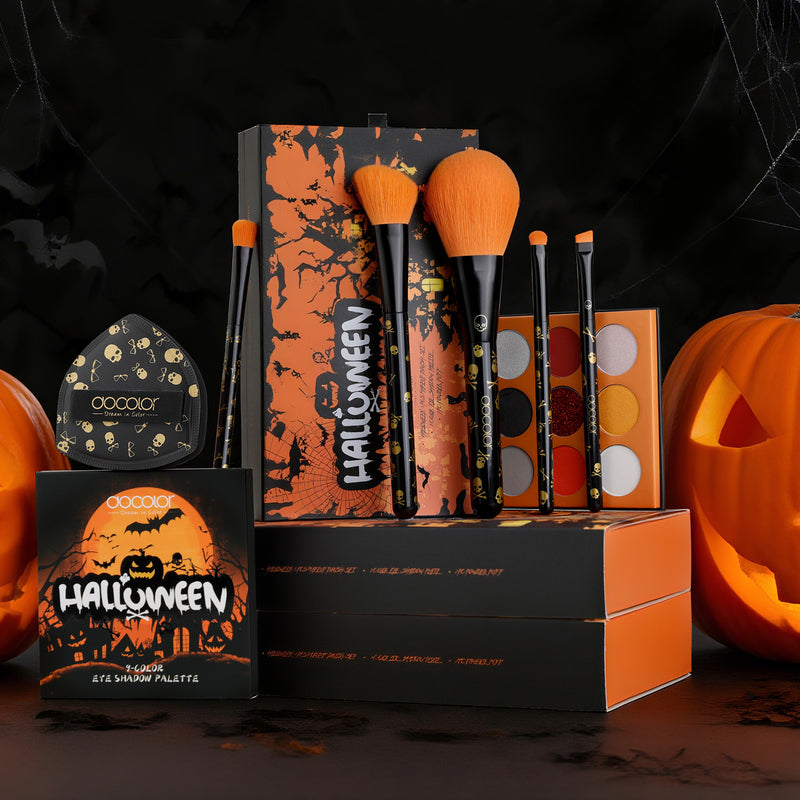 Kit de maquillaje de Halloween con 5 pinceles, paleta de sombras de ojos temática, esponjas de maquillaje y 3 tatuajes de cicatrices.